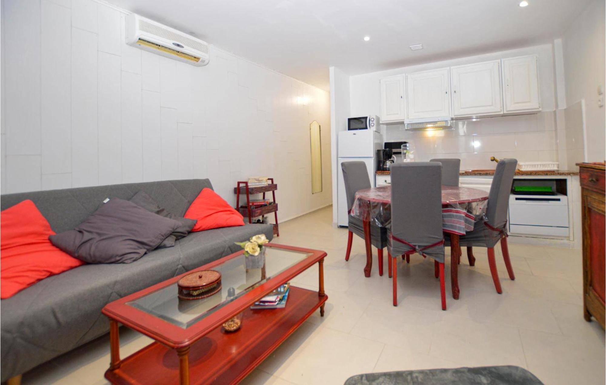 Cozy Apartment In Propriano With Kitchen Extérieur photo